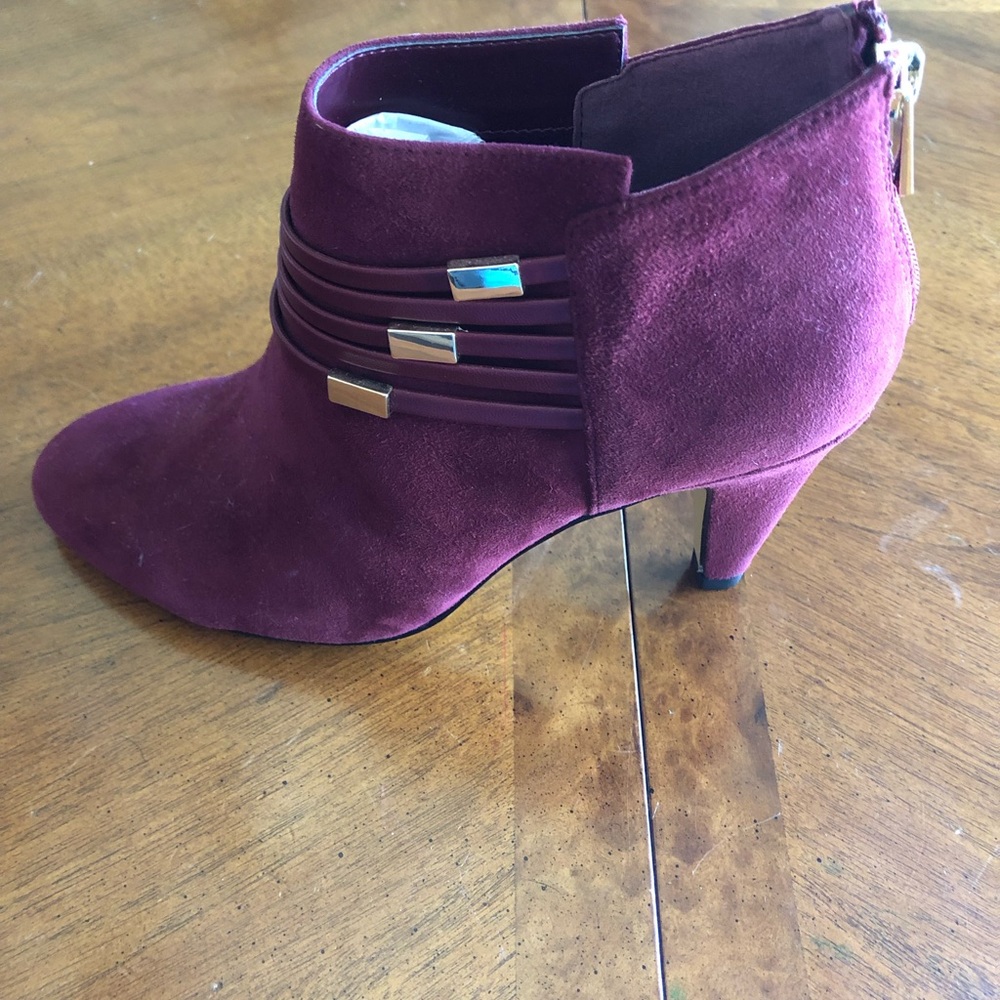bella vita women burgundy booties size 8
